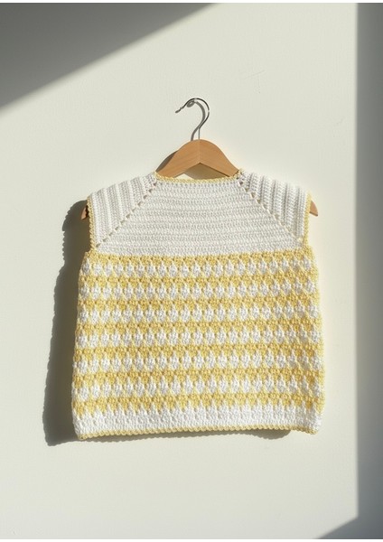 Tığ Işi Yakadan Roba Desenli 2 Düğmeli Bebek Yeleği fiyatları