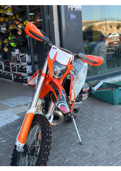 Yeni Dırty Paws 250 Dağ Keçisi Yasin Motor'da (2024) fırsatları