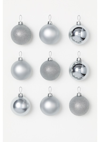 Noel Çam Ağacı Süsü 12’li Parlak simli Gümüş Top Süsler Yılbaşı Çam Ağacı Süsleri 4 cm Ev Ofis Dekor modelleri