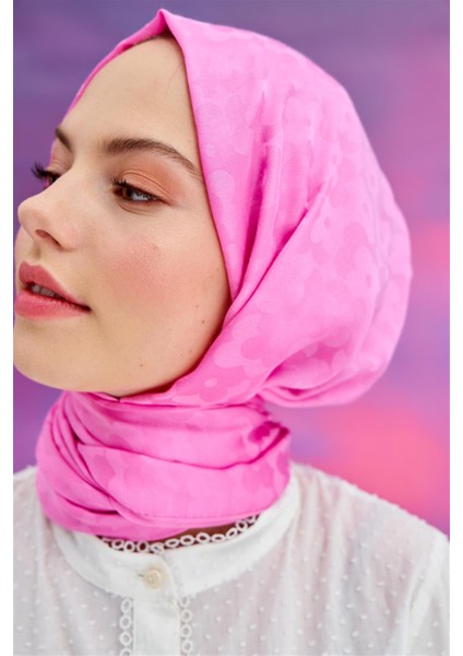 Çiçek Desen Jakar Italyan Ipekli Şal Pembe