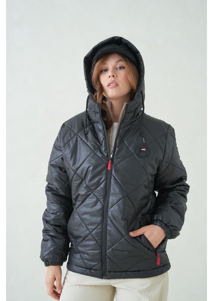 Su ve Rüzgar Geçirmez Jel Elyaflı Kapitone Cepli Spor Mont fırsatları