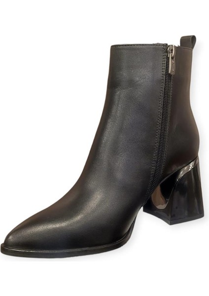 2552003K Kalın Topuk Sivri Klasik Deri Kadın Bot fiyatları