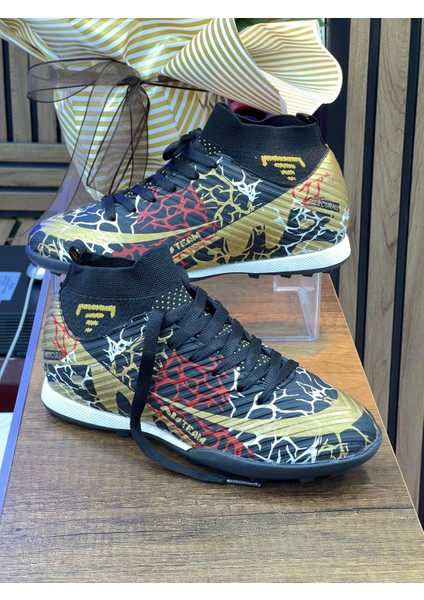 Erkek Likralı Çoraplı Halısaha Spor Ayakkabı- Siyah Altın modelleri