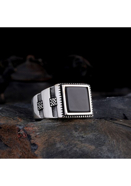 925 Ayar Gümüş Onix Taşlı Model Erkek Yüzük fırsatları