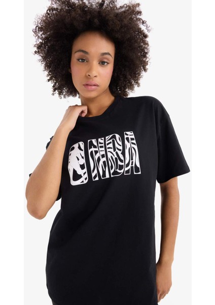 Fit Nba Wordmark Oversize Geniş Kalıp Bisiklet Yaka Kısa Kollu Tişört B3961AX25SP