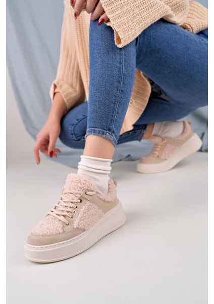 Kadın Peluş Detaylı Spor Ayakkabı - Bej