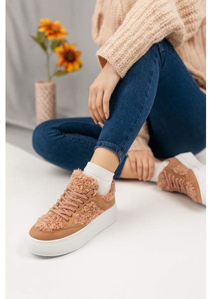 Kadın Peluş Detaylı Spor Ayakkabı - Kahverengi fırsatları
