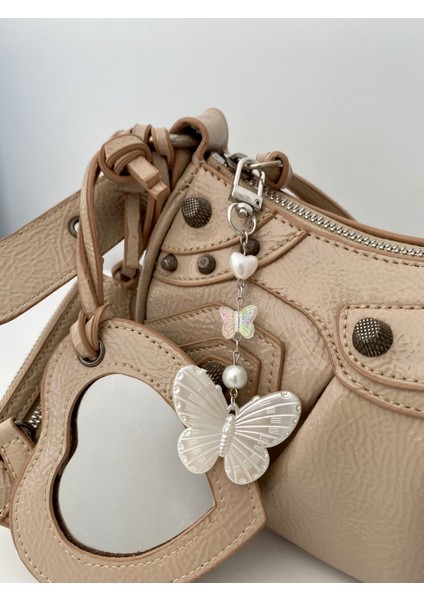 Sedef Kelebekli Çanta Charmı fırsatları