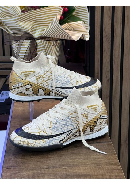 Erkek Likralı Çoraplı Halısaha Spor Ayakkabı- Bej Altın