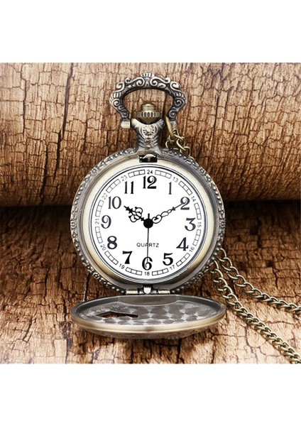 Retro Kartal Kabartmalı Quartz Köstekli Saat