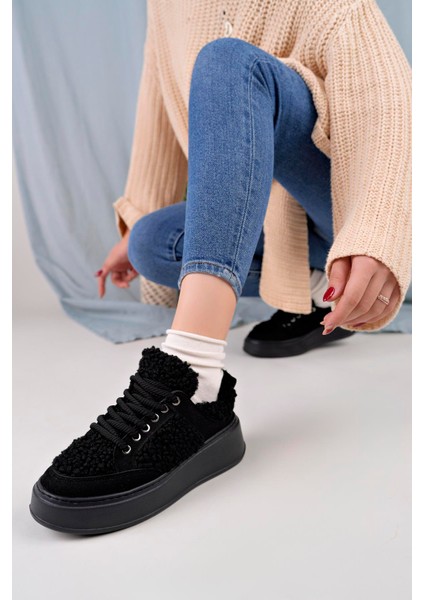 Kadın Peluş Detaylı Spor Ayakkabı - Siyah