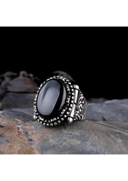 Oval Onix Taşlı Model 925 Ayar Gümüş Erkek Yüzük modelleri