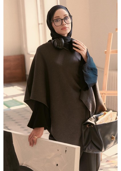 Şuranur Bilgin'in Tercihi Robe Asimetrik Triko Kap Antrasit fiyatları