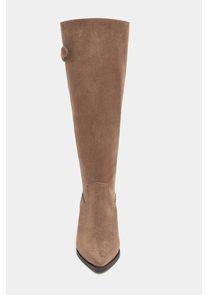 Amaris Desert Koyu Bej Süet Hakiki Deri Sivri Burun Kalın Topuklu Toka Detay Kadın Çizme modelleri