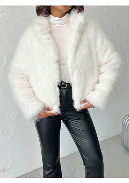 Beyaz Kadın Suni Kürk Mont Modern Premium Luxury Trend Tasarım Ceket modelleri