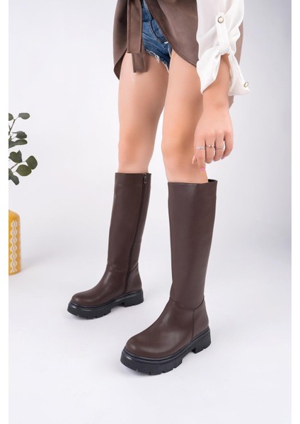 Fermuarlı Uzun Cilt Kadın Çizme- Kahverengi