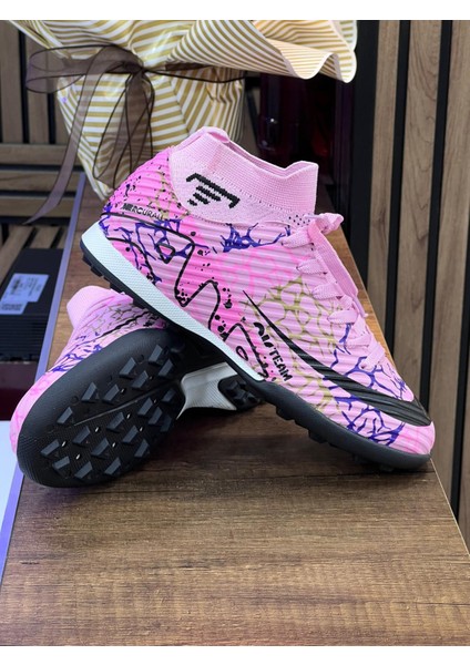 Erkek Likralı Çoraplı Halısaha Spor Ayakkabı- Pembe Fuşya fırsatları