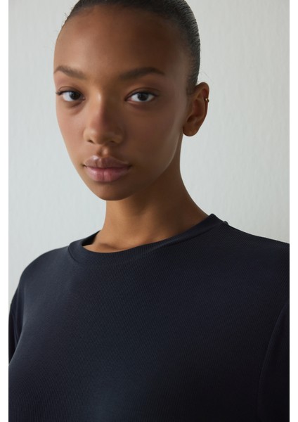 Siyah Bisiklet Yaka Uzun Kollu Fitilli Modal Bol Kesim Crop Üst modelleri