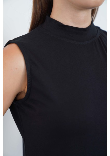 Viskon Kolsuz Tunik ve Etek Takım-Siyah fırsatları