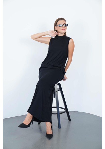 Viskon Kolsuz Tunik ve Etek Takım-Siyah