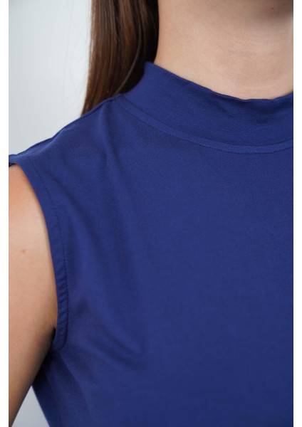 Viskon Kolsuz Tunik ve Etek Takım-Lacivert fırsatları