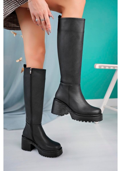 Kalın Tırtıklı Taban Platform Topuklu Çizme-Siyah modelleri