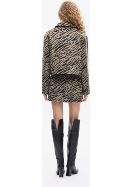 Desenli Crop Kadın Ceket CKT00885 Siyah fırsatları