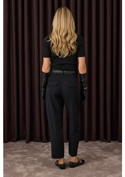 Havuç Kesim Pantolon Siyah fırsatları