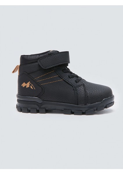Lcw Steps Siyah Deri Görünümlü Cırt Cırtlı Erkek Bebek Bot fiyatları