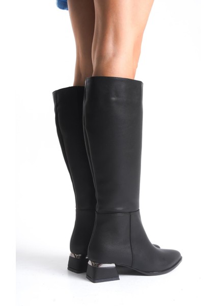 Kadın Fermuarlı Düz Topuk Çizme - Siyah modelleri