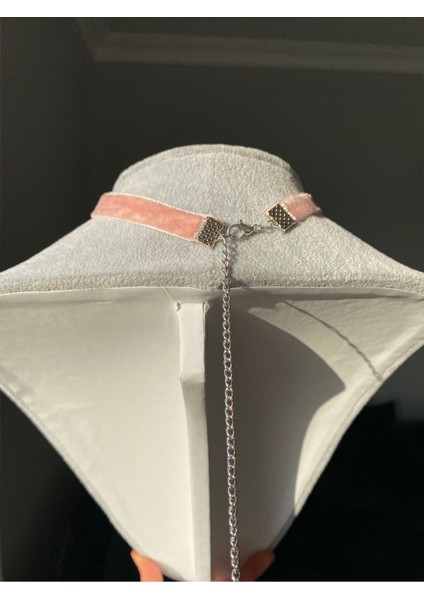 Şeffaf Büyük Kalpli Kadife Choker Kolye modelleri
