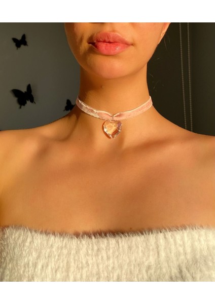 Şeffaf Büyük Kalpli Kadife Choker Kolye fırsatları