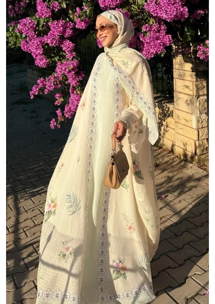 Seda Aydın'ın Tercihi Rosmina Krem Floş Kaftan