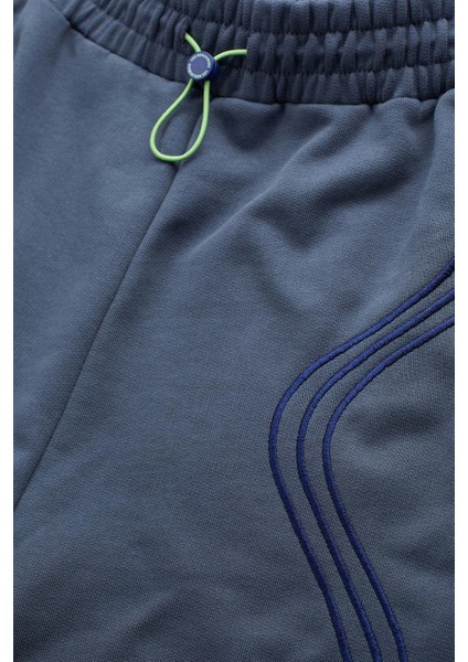 Dikiş Detaylı Relaxed Fit Normal Bel Geniş Paça Pantolon Bayan Pantolon LB25FWTURFUSP indirimleri