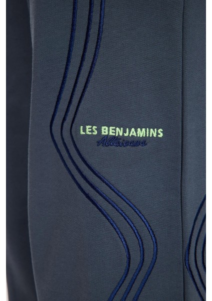 Dikiş Detaylı Relaxed Fit Normal Bel Geniş Paça Pantolon Bayan Pantolon LB25FWTURFUSP