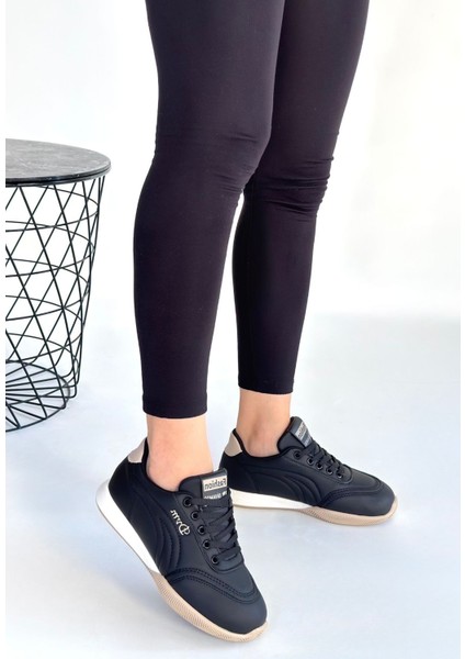 Tawen Siyah Cilt Bej Tabanlı Bağcıklı Spor Ayakkabı fiyatları