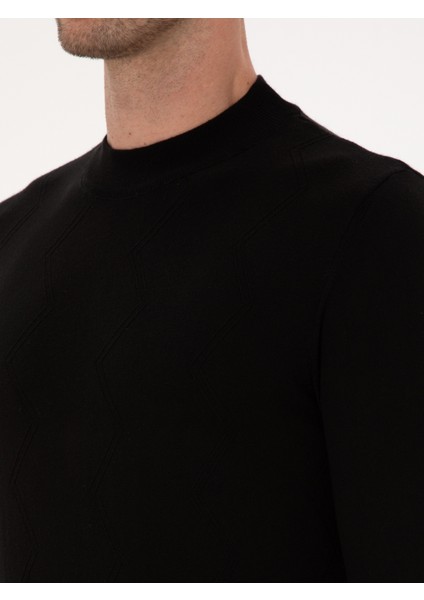 Erkek Siyah Slim Fit %100 Pamuk Çeyrek Balıkçı Yaka Triko Kazak 50318950-VR046