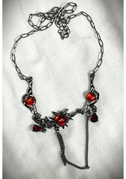 Andromeda Taşlı Gotik Kolye