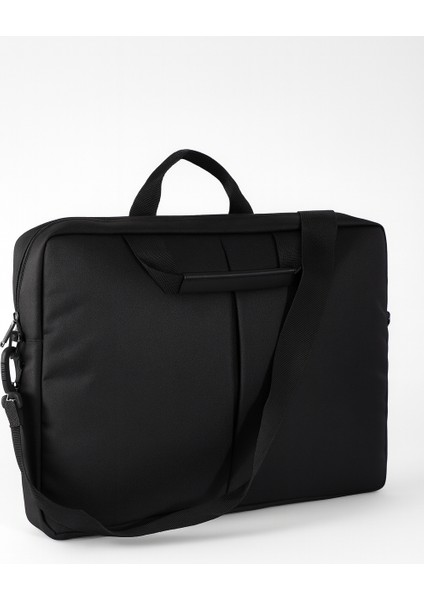 Asus Tuf Gaming F16 (2024) 16” Eclipse One Laptop ve Evrak Çantası modelleri