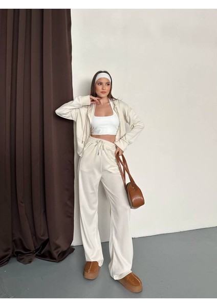 Kadın Kapüşonlu Fermuarlı Rahat Fit Günlük ve Şık Tarz Eşofman Takımı