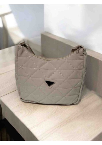 Shyne Kadın Kapitone Tasarım Şık Omuz Çanta