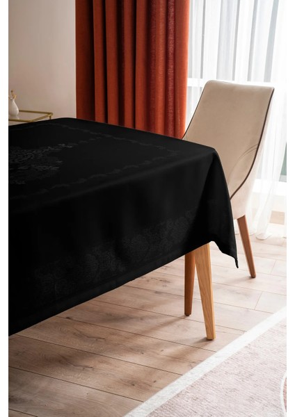 Jumbo Masa Örtüsü 160X260 Siyah
