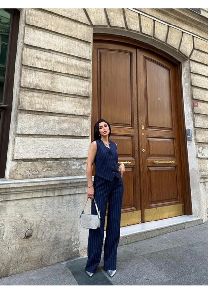 Kadın Klasik Çizgili Yelek Pantolon Takım Elbise