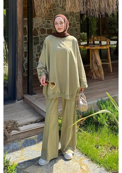 Kapşonlu Pantolonlu Ikili Tesettür Takım Çağla Yeşili