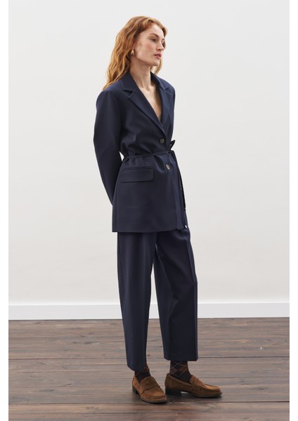 Kuşaklı Tek Düğmeli Blazer Ceket Lacivert