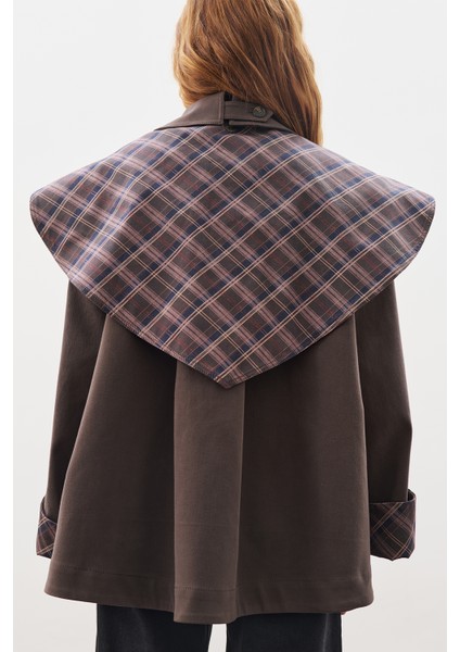 Greta Şal Detaylı Parka Ceket Kahverengi