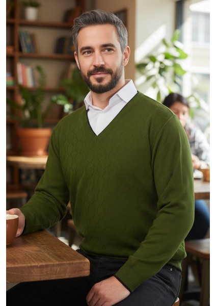 Haki Erkek V Yaka Triko Uzun Kol Standart Fit Tüylenmeyen Triko Kışlık Örgü Kazak fiyatları