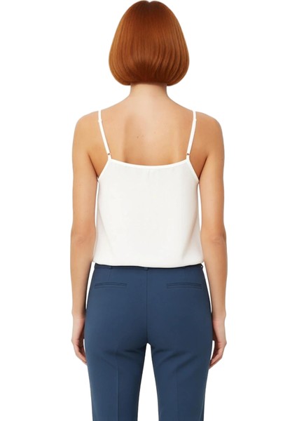 Kadın V Yaka Kolsuz Dokuma Bluz Günlük Şıklık Için Ideal Parça Kaliteli Şık Rahat Modern Zarif modelleri