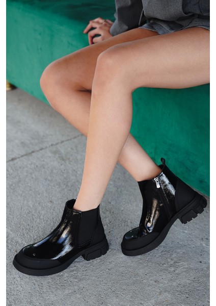 Kadın Lastikli Fermuarlı Kalın Topuklu Postal Bot Pevara Siyah Rugan