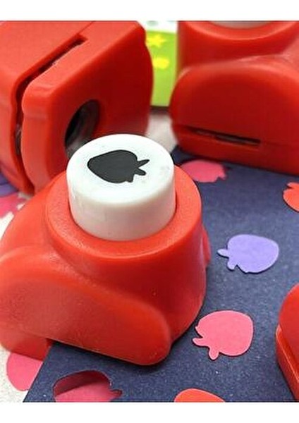 Çilek Desenli Kırmızı Mini Delgeç 1 Adet 3x2 cm Boyutunda modelleri